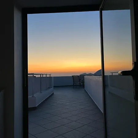 Zografos Homestay