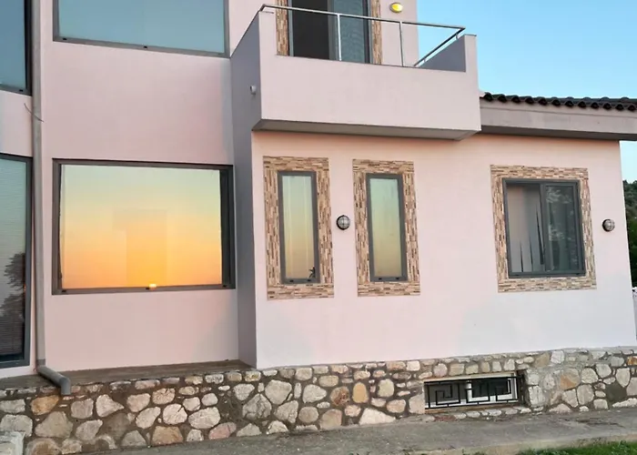 Zografos Privatunterkunft *